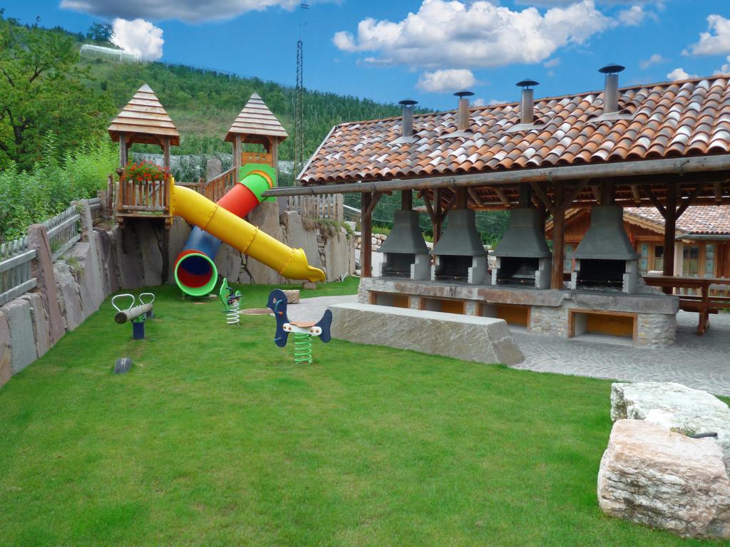 Agriturismo Alpenvidehof Villa Coredo Kültér fotó